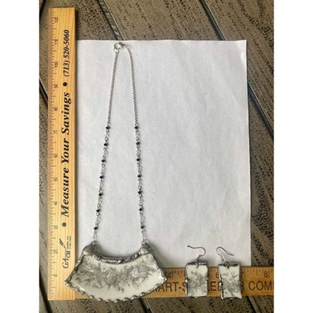 Handmade Broken Vintage China Necklace and Earrings Set Soldered Bead Chain Link - Picture 4 of 7